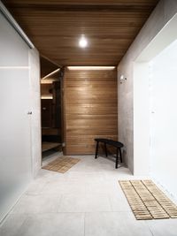 Kylpyhuone 14
